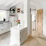 Amazing In Nyaraló
