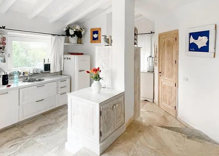 Stunning Home In Abbiadori Vakantiehuis